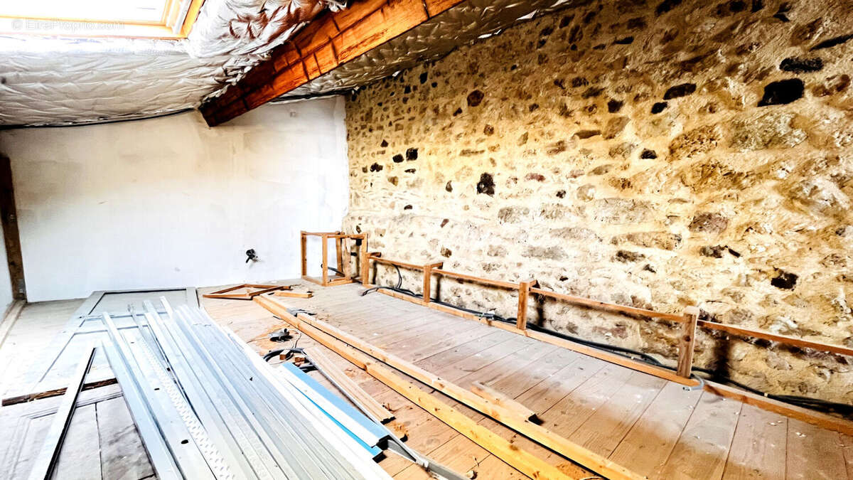 Maison à THEZAN-LES-BEZIERS