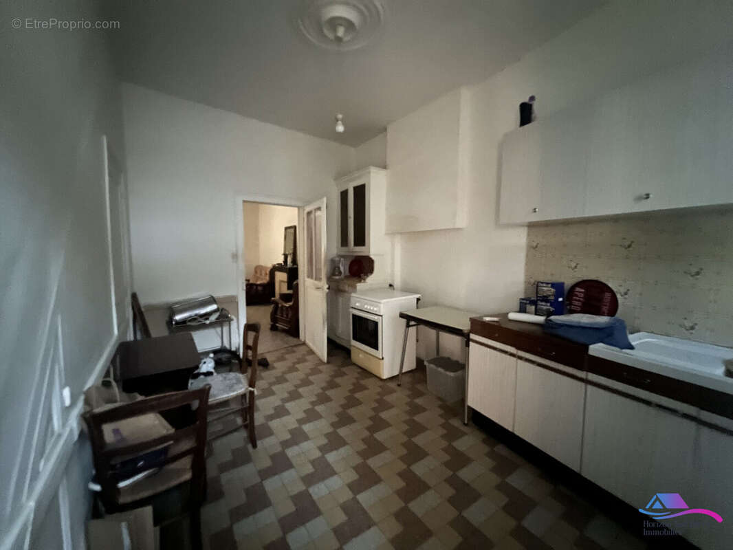 CUISINE - Maison à CHATEAUMEILLANT