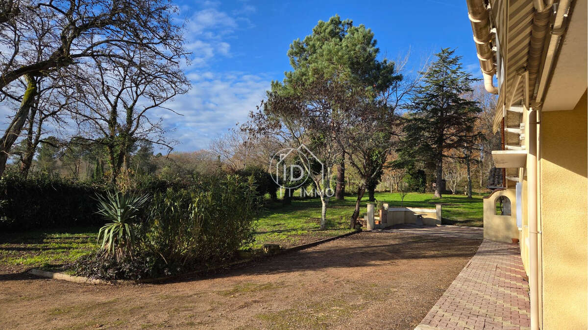 Maison à MONTPON-MENESTEROL