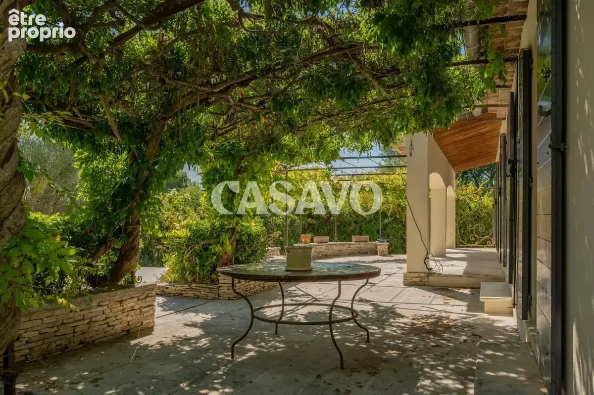 Vente Maison 5 pièces de 240m² - 13410 Lambesc - photo 3