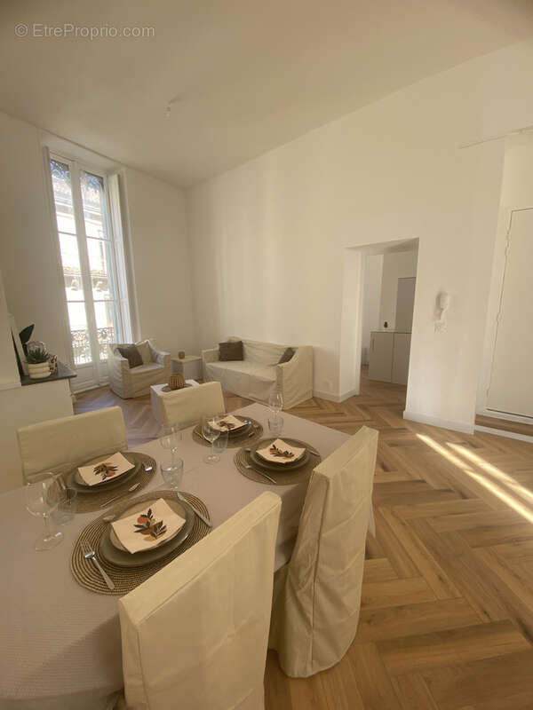 Appartement à NIMES