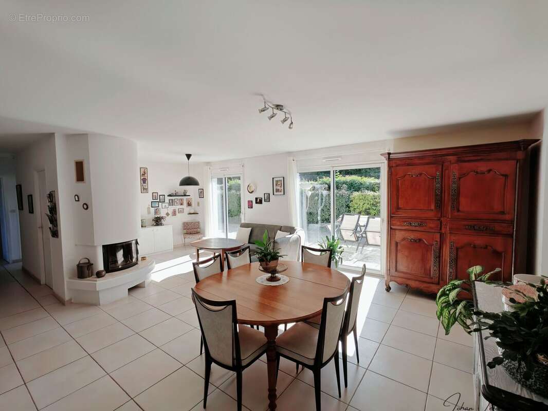 Maison à SAINT-VINCENT-LA-CHATRE