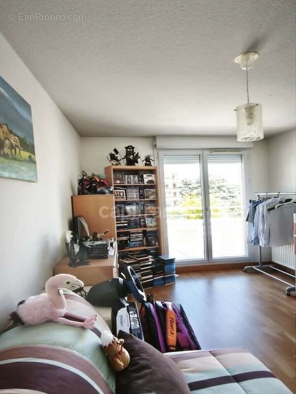 Appartement à RIVES