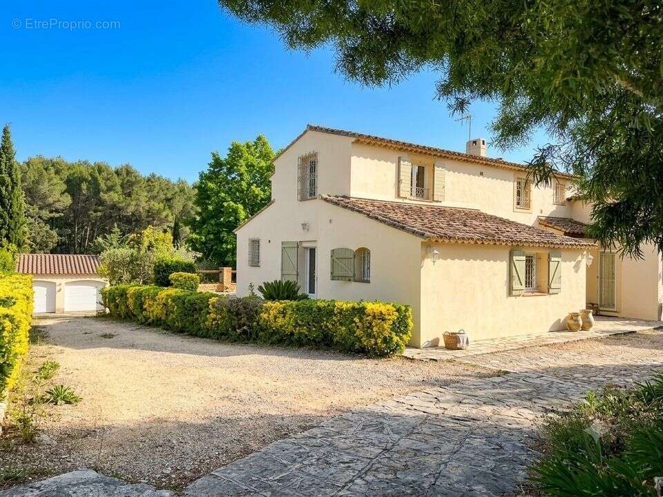Villa de prestige au Beausset avec piscine, proche Bandol - photo 4