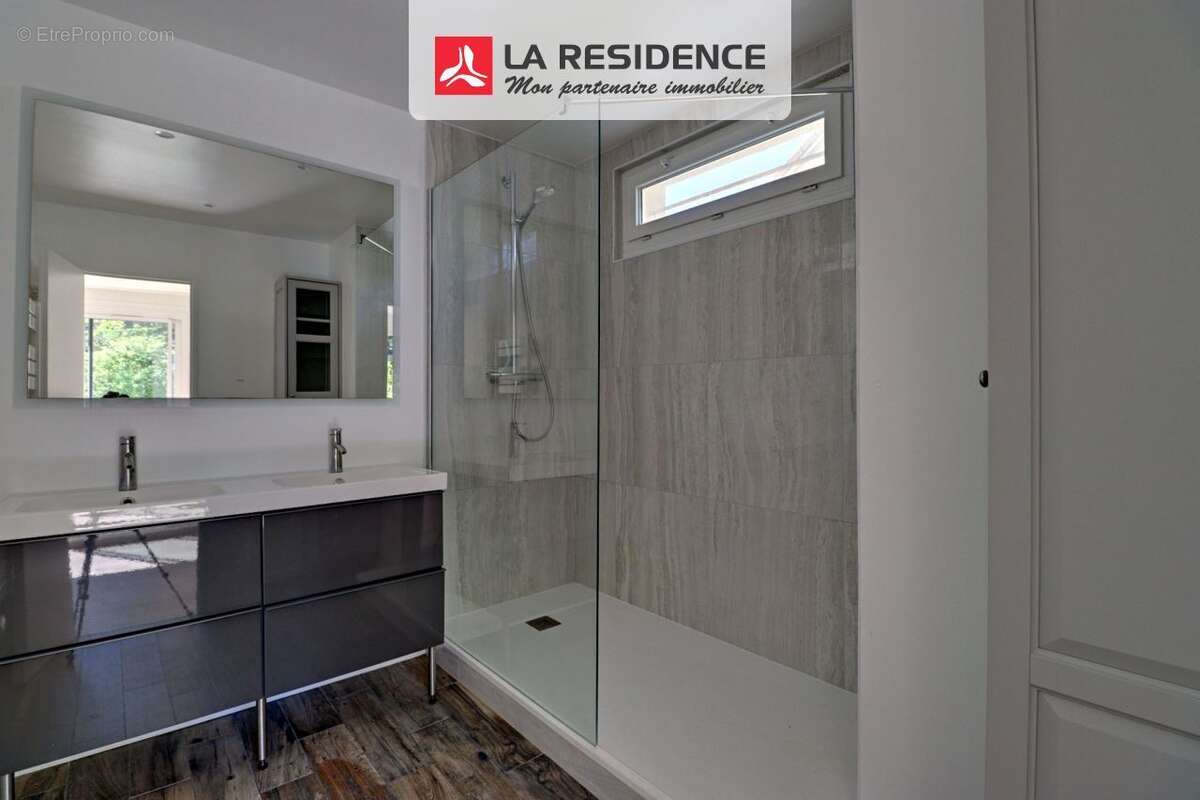 Maison à SAINT-GERMAIN-EN-LAYE