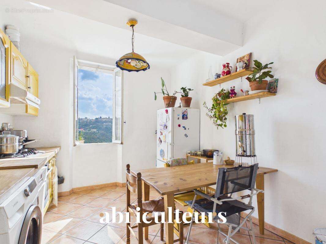 Appartement à CALLIAN