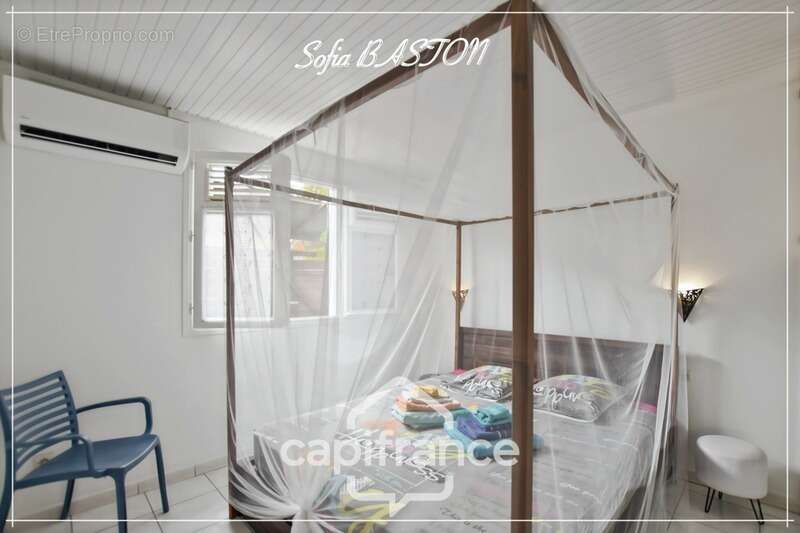 Maison à LES TROIS-ILETS