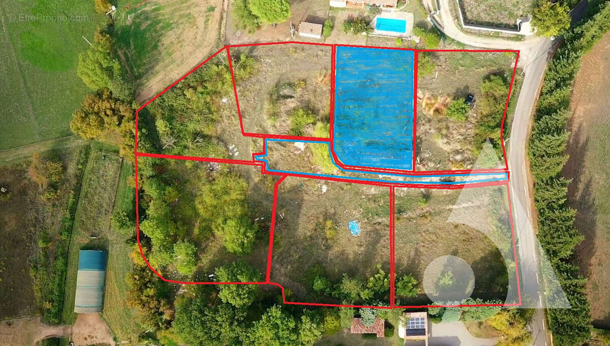 Terrain à VILLECROZE