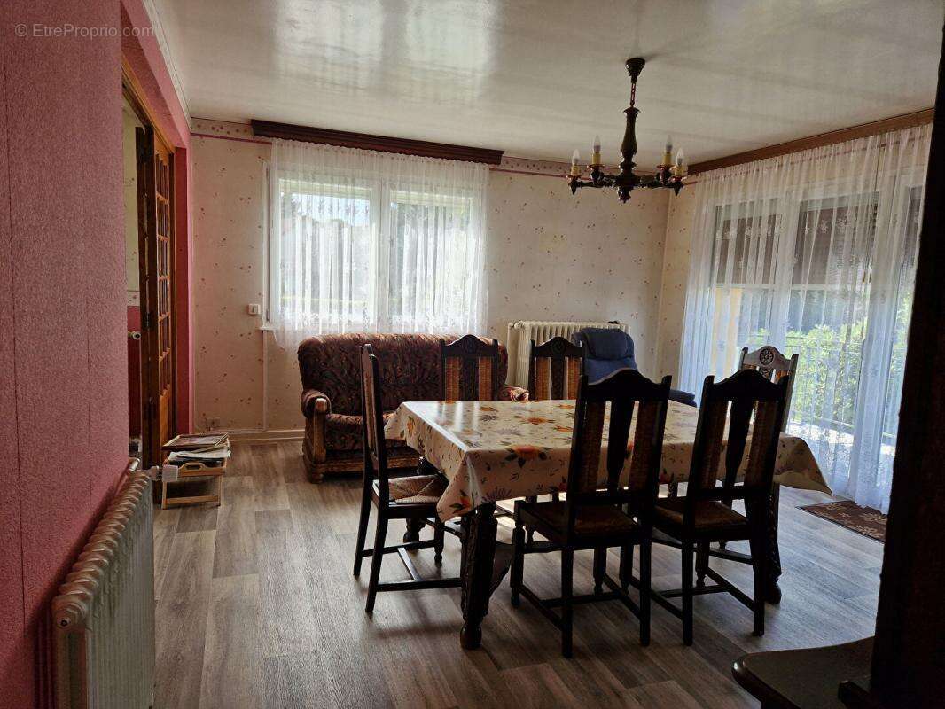 Maison à LACOLLONGE