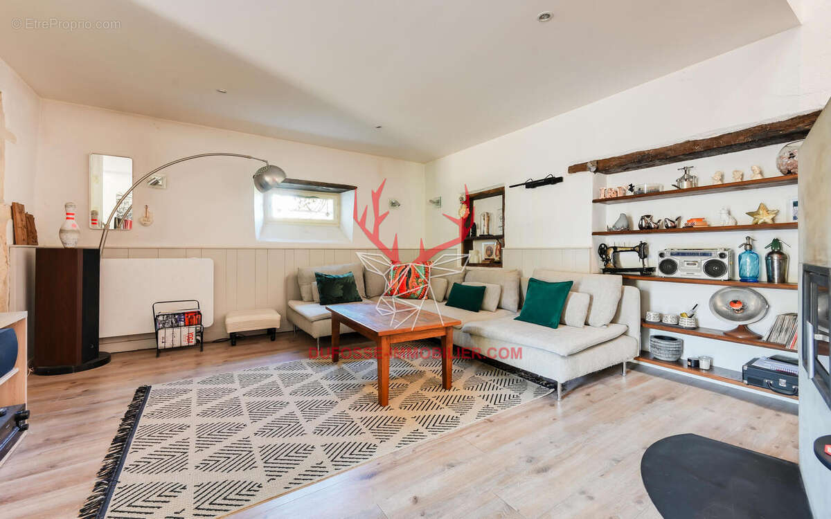 Maison à SAINT-GEORGES-DE-RENEINS