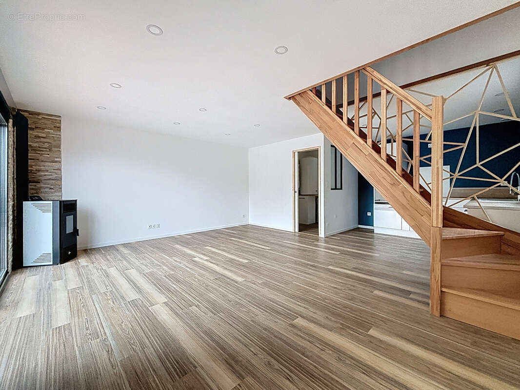 Maison à SAINT-GERMAIN-D'ELLE