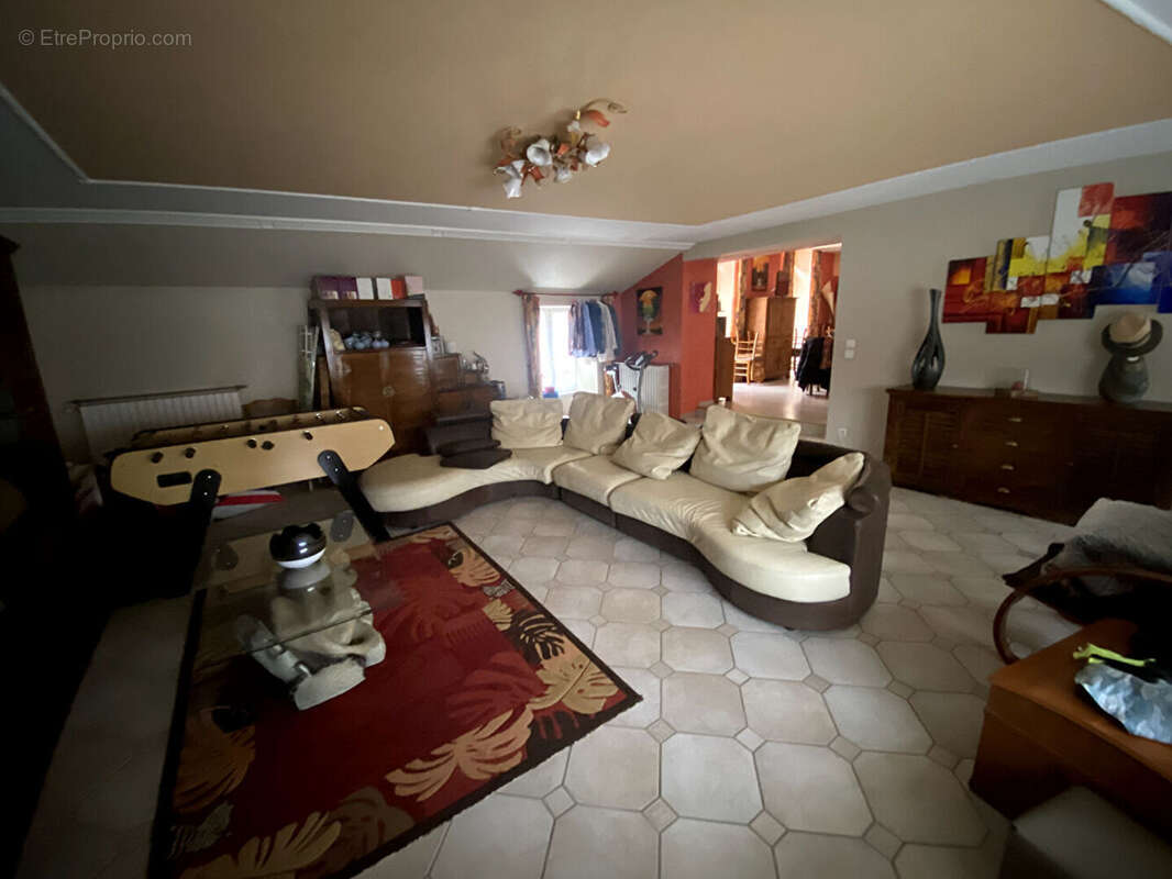 Appartement à CHAUFFAILLES