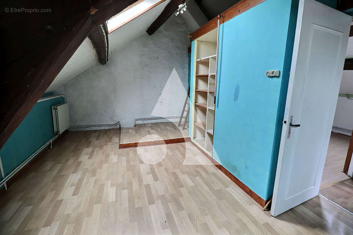 Maison à MERY-SUR-OISE