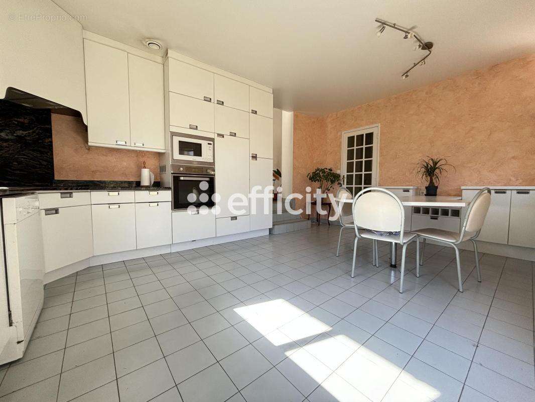 Maison 145 m² à Messigny-Et-Vantoux  - photo 7