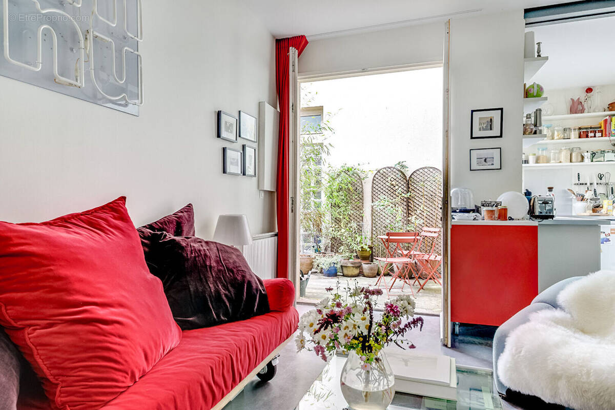 Appartement à PARIS-20E