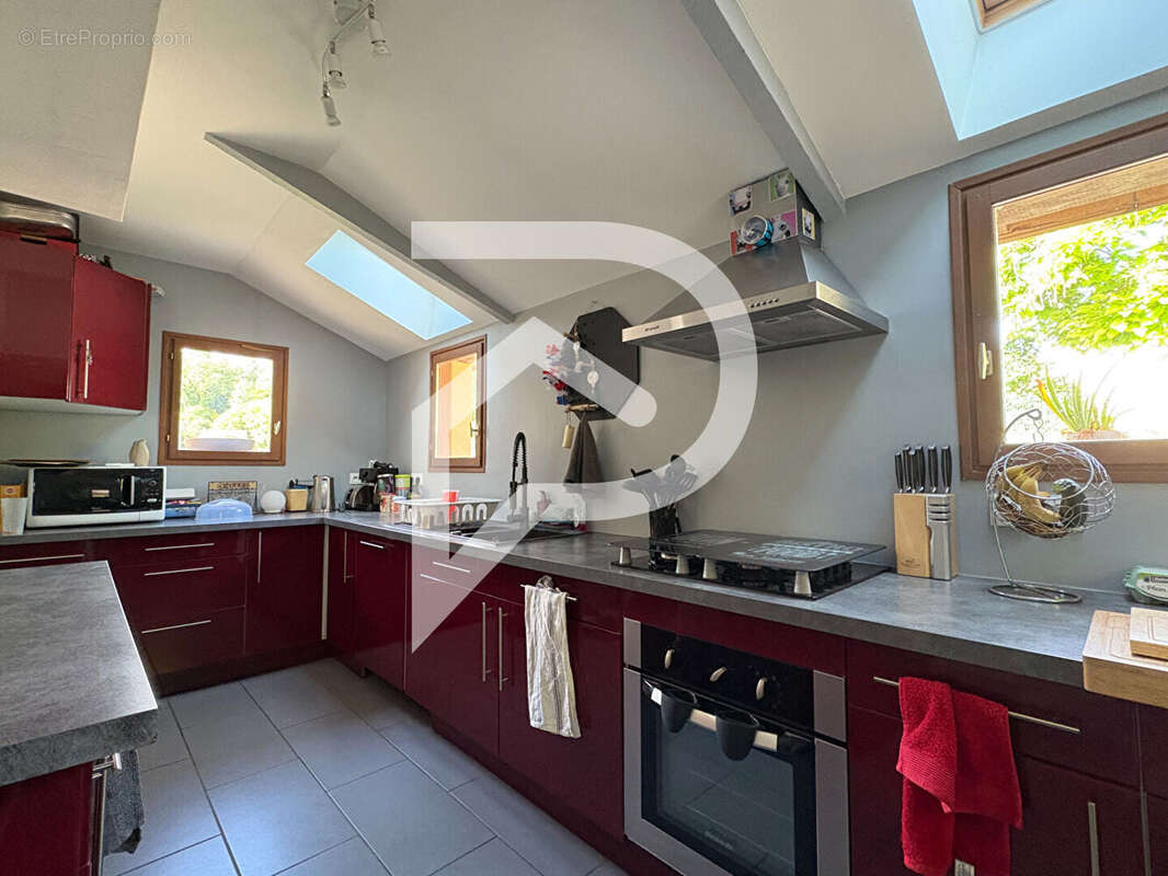 Maison à VIC-SUR-AISNE