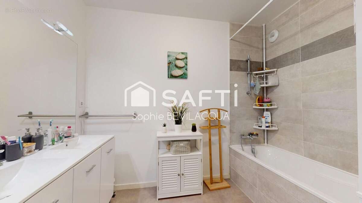 Photo 8 - Appartement à FONTAINES-SUR-SAONE