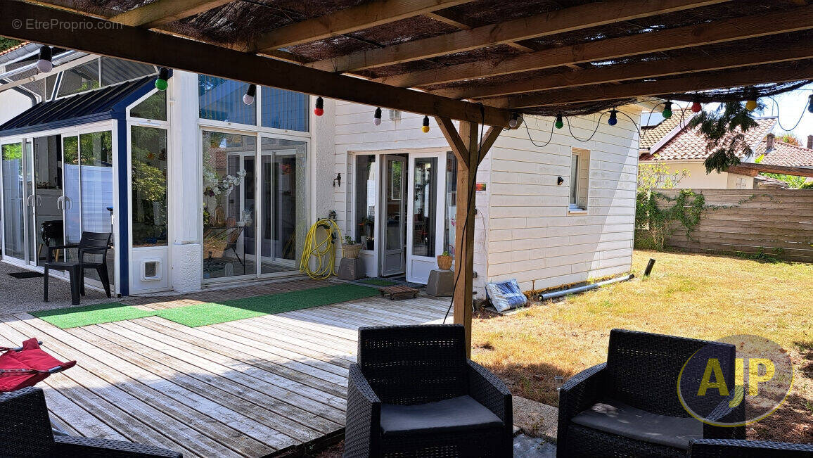 Maison 6 pièces 130 m² · à Andernos-les-Bains · 130 m² · 488 500 €
