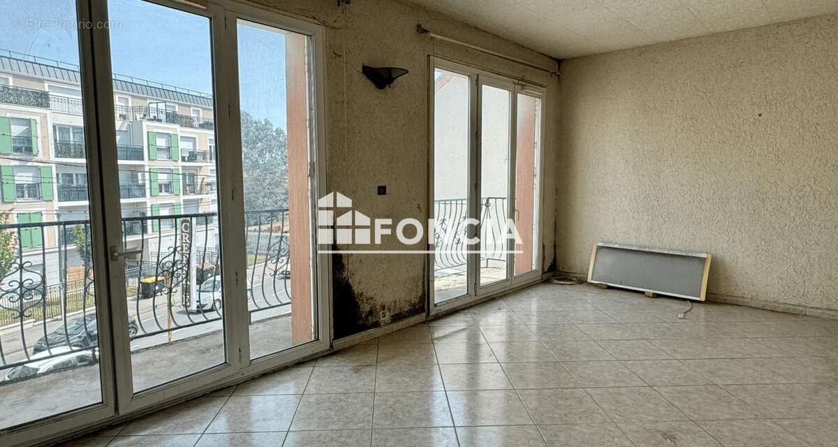 Appartement 3 pièces à rénover ! - photo 2