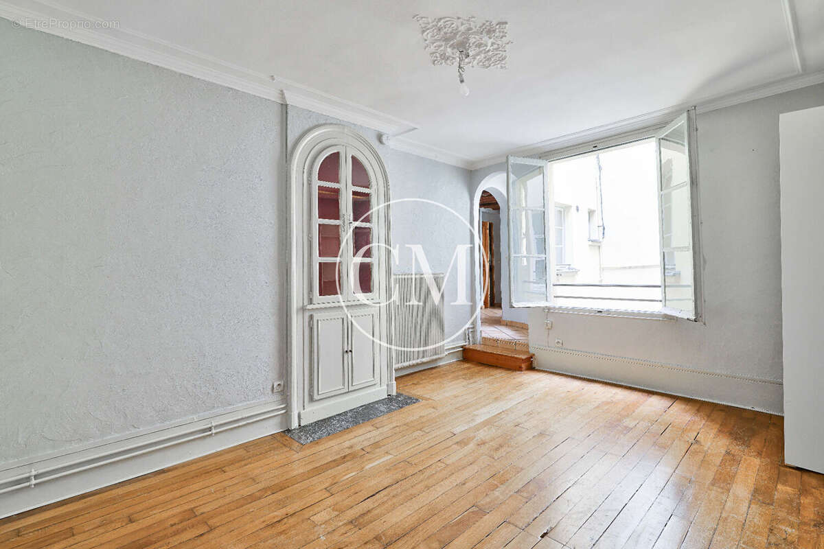 Appartement à VERSAILLES
