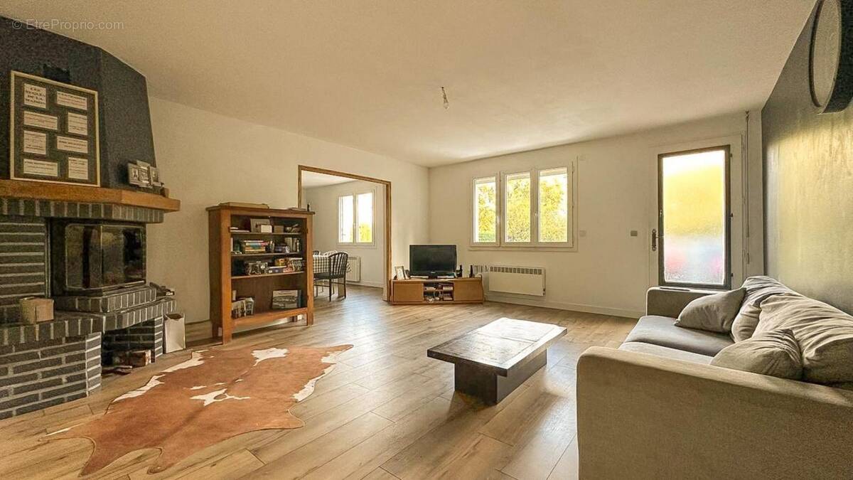 Maison à TREMENTINES