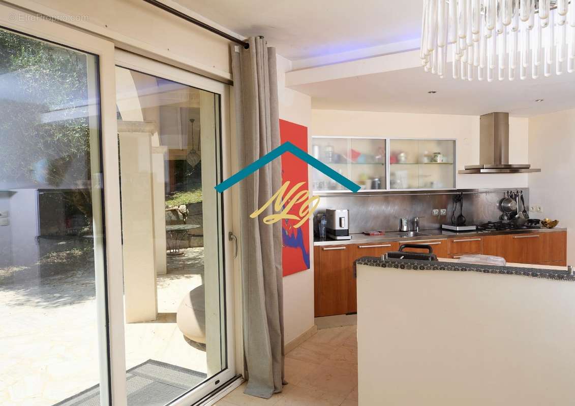 Maison d'architecte de 200 m2 - photo 4