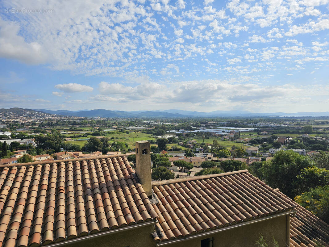 Maison à HYERES