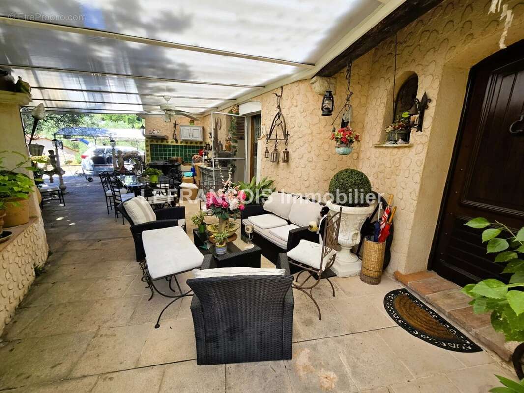 Maison à PEYMEINADE