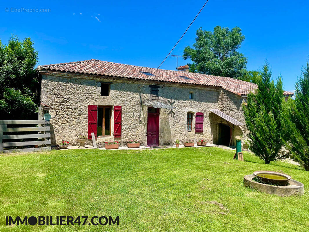 Maison à SAINT-SALVY