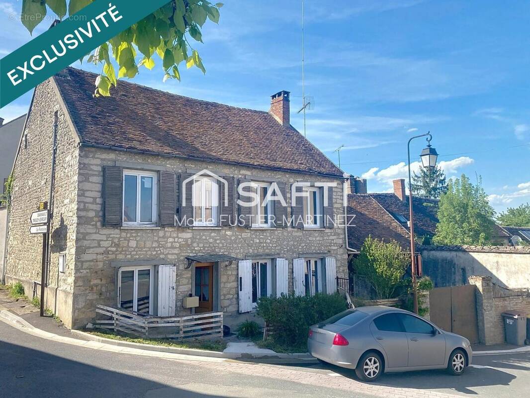Photo 1 - Maison à VILLEMARECHAL