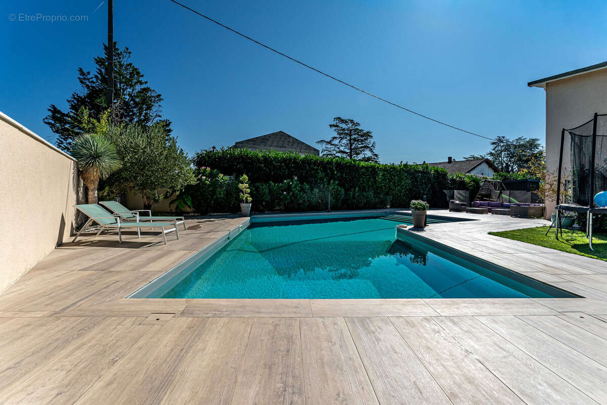 Maison à SAINT-GERMAIN-SUR-L&#039;ARBRESLE