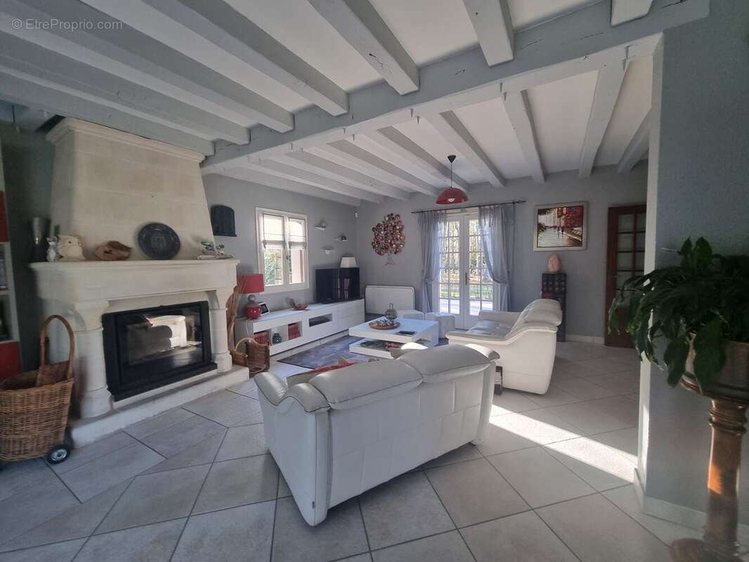 Maison à SAVONNIERES