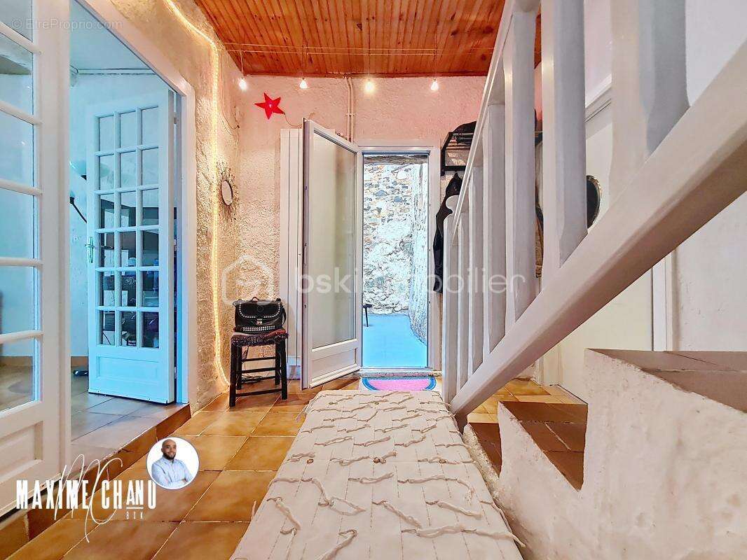 Maison de village avec garage et exterieurs à PERET - photo 17