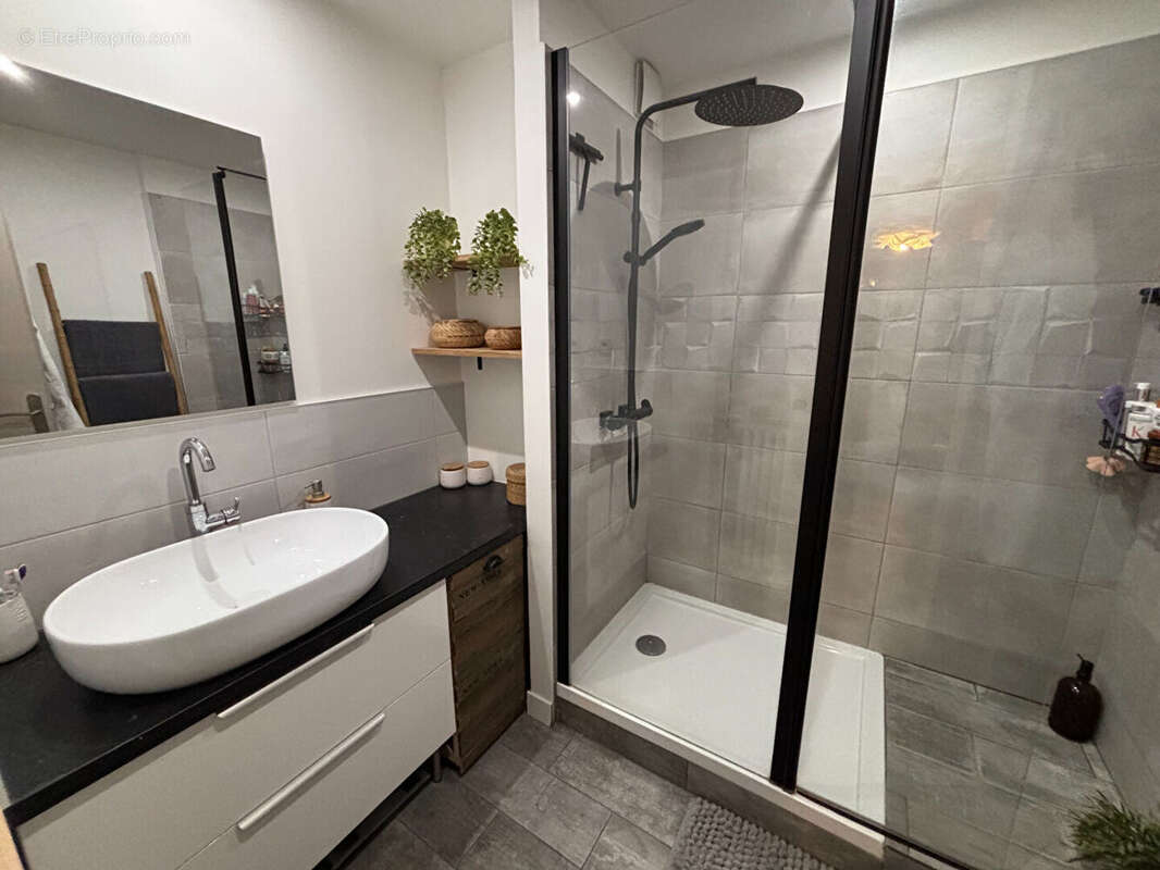 Appartement à MARSEILLE-13E