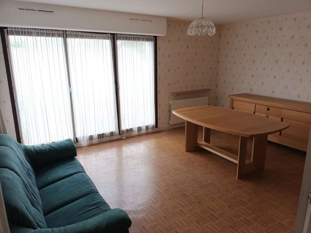 Appartement à MONTCEAU-LES-MINES