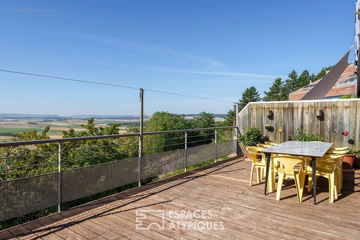 Maison au décor singulier et vue panoramique - photo 6