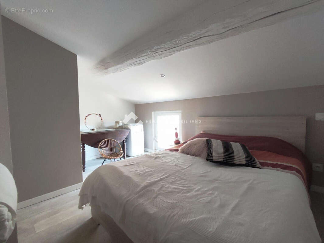 Maison 160 m² à Pouzolles  - photo 8