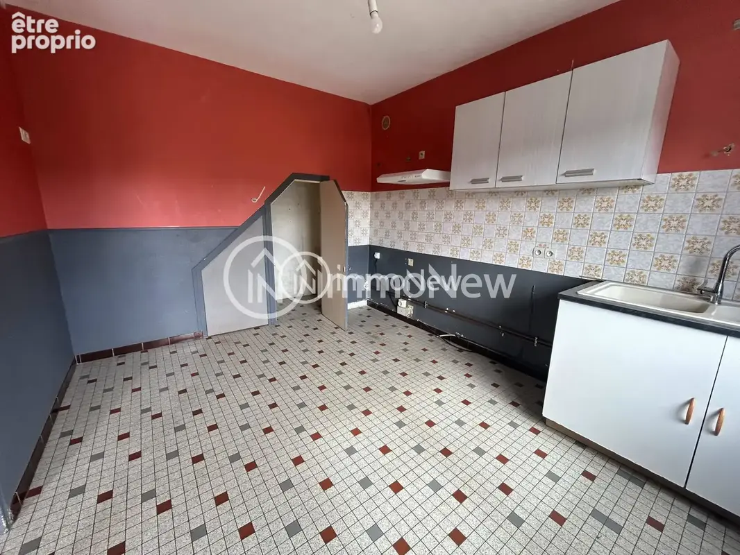 Maison mitoyenne a renover de 84m2 sur 1232m2 de terrain - photo 4