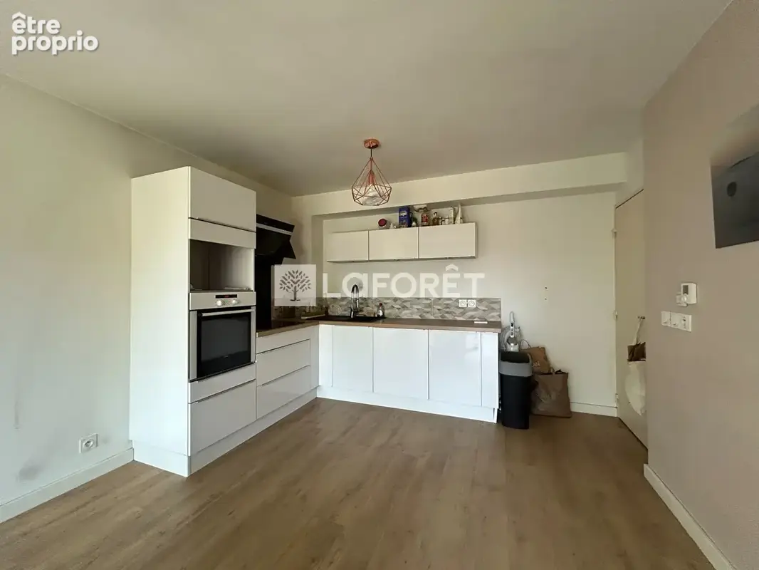 Appartement Saint Laurent Du Var 3 pièce(s) 63 m2 - photo 2