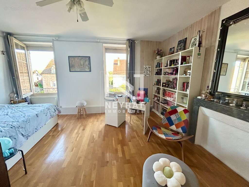 Maison à SENNECEY-LE-GRAND