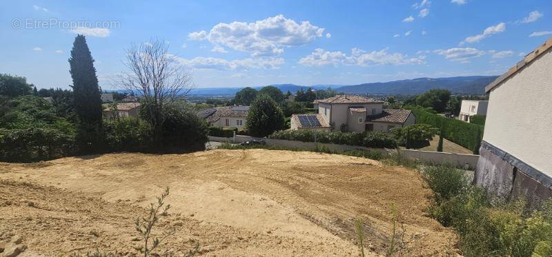 Terrain à ETOILE-SUR-RHONE