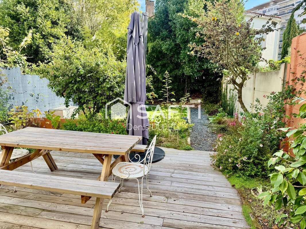 Photo 6 - Maison à LA ROCHELLE