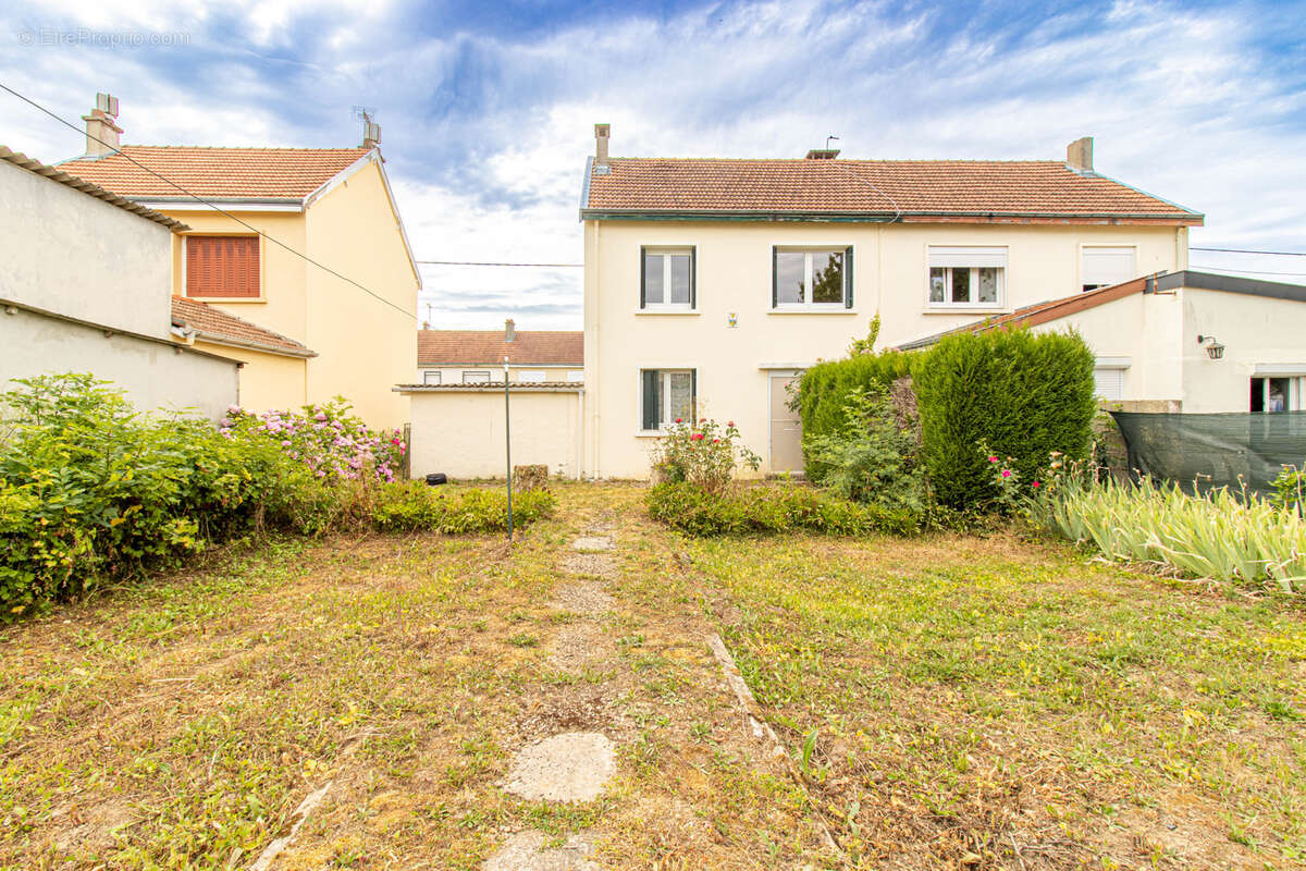 Maison à FLOING