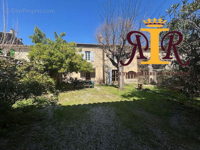 Maison à LAGNES