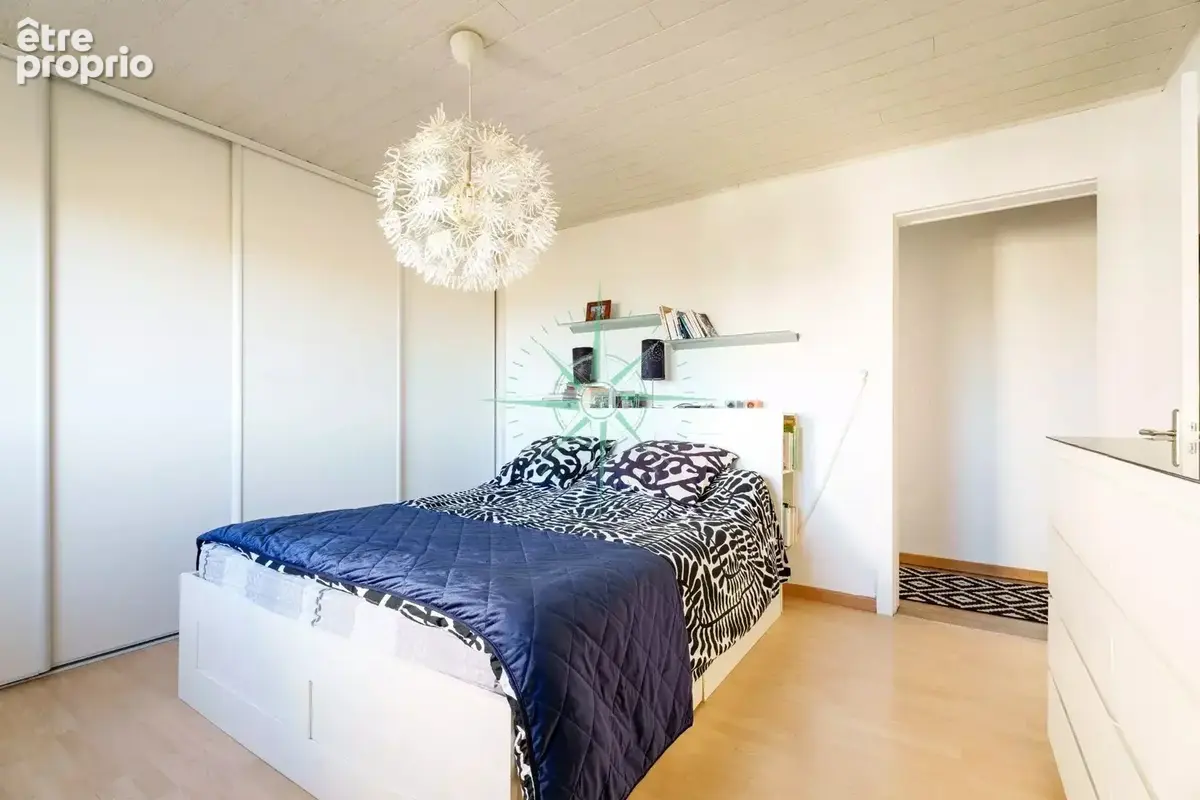 À VENDRE - Maison 5 pièces - 110m2 - vue dégagée - photo 9