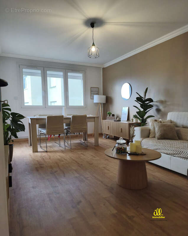 Appartement à NOUZONVILLE