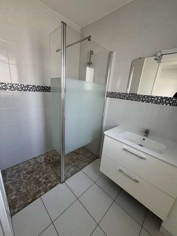 Maison vannes  a 10 mn / 100 m² 3 ch - photo 7
