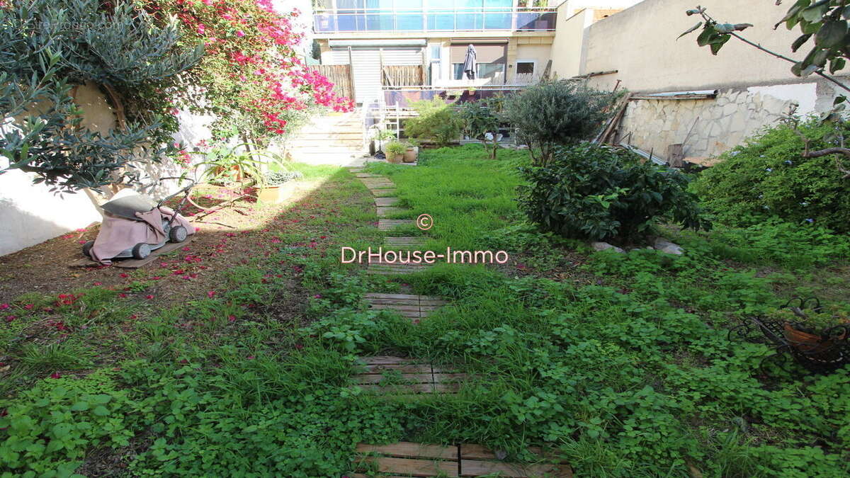 Maison à MARSEILLE-3E