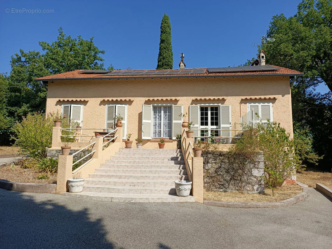 Maison à PEYMEINADE