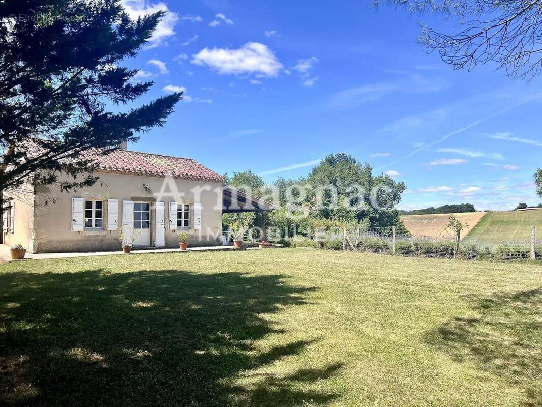 Maison en pierre avec piscine - photo 14